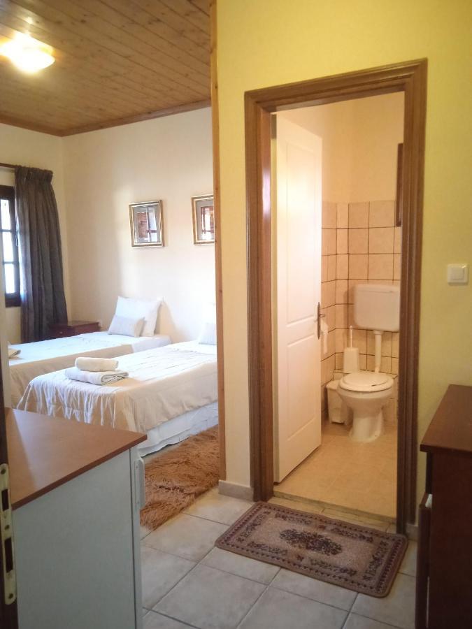 Thiamis Guesthouse Doliana Exterior foto
