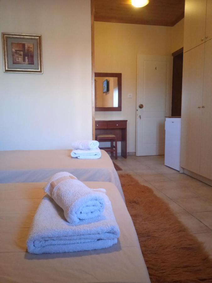 Thiamis Guesthouse Doliana Exterior foto