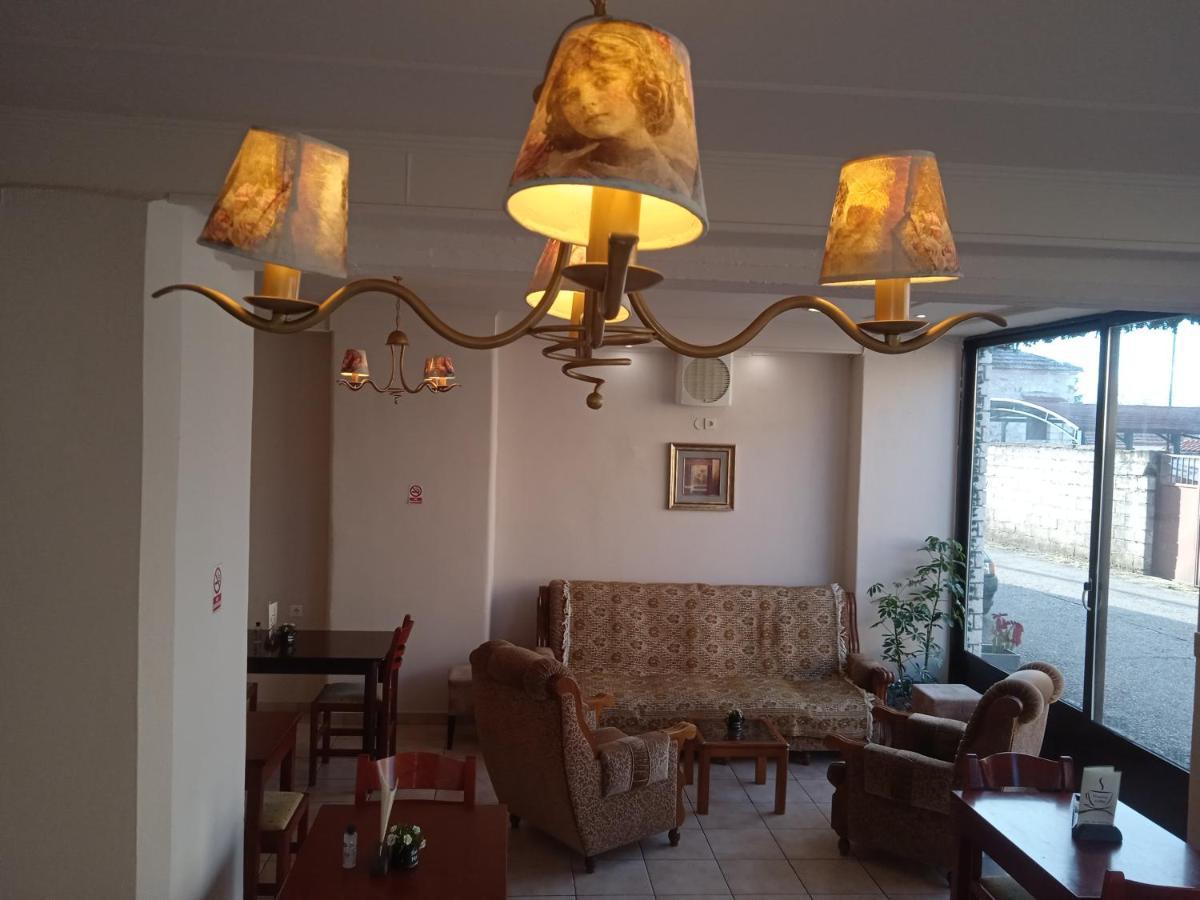 Thiamis Guesthouse Doliana Exterior foto