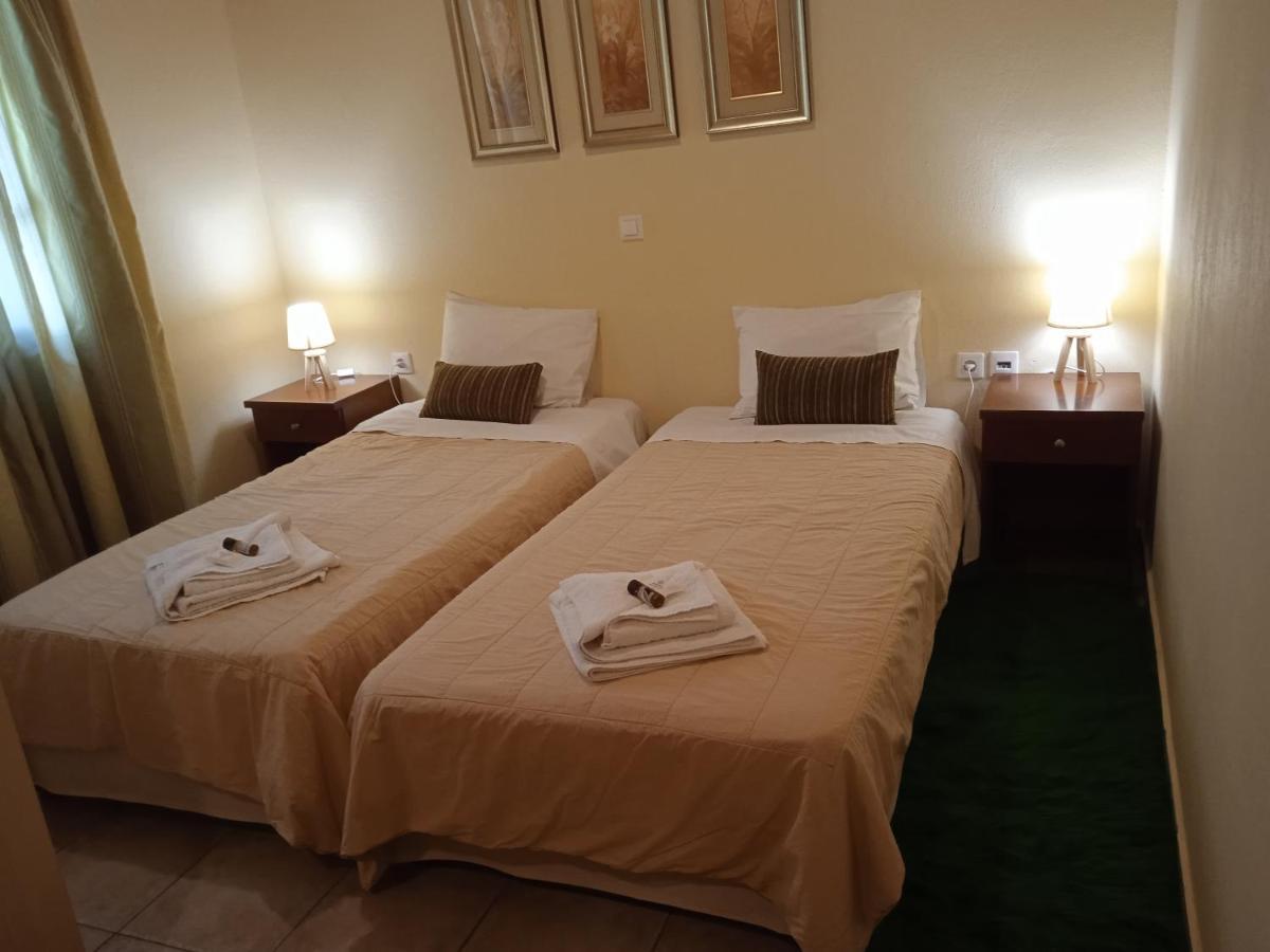 Thiamis Guesthouse Doliana Exterior foto