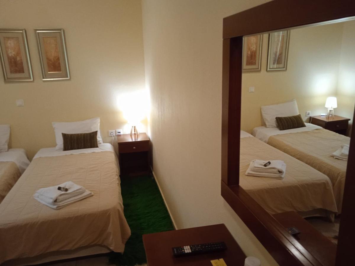 Thiamis Guesthouse Doliana Exterior foto
