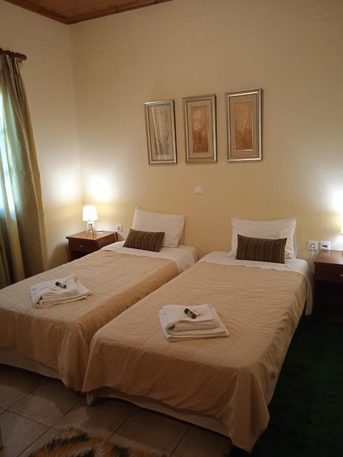 Thiamis Guesthouse Doliana Exterior foto