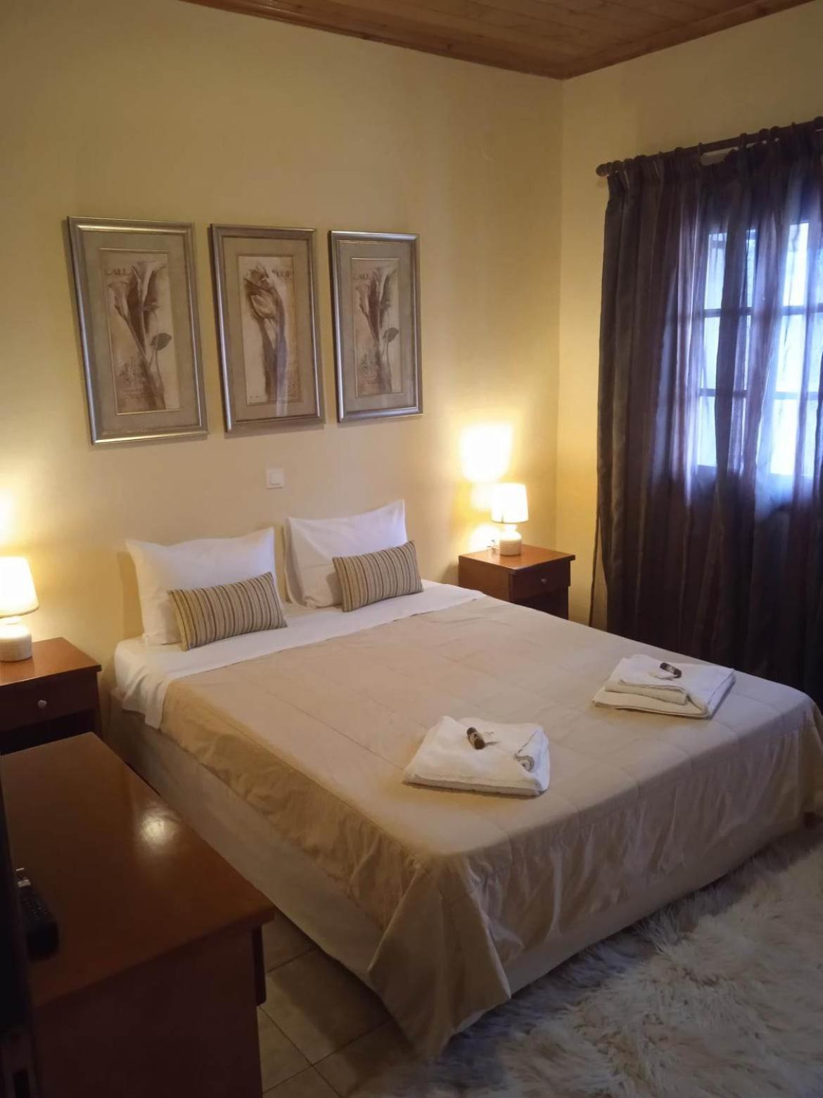 Thiamis Guesthouse Doliana Exterior foto